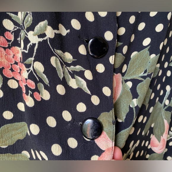 Vintage black polka dot and floral print button down short sleeve blouse - Picture 11 of 16